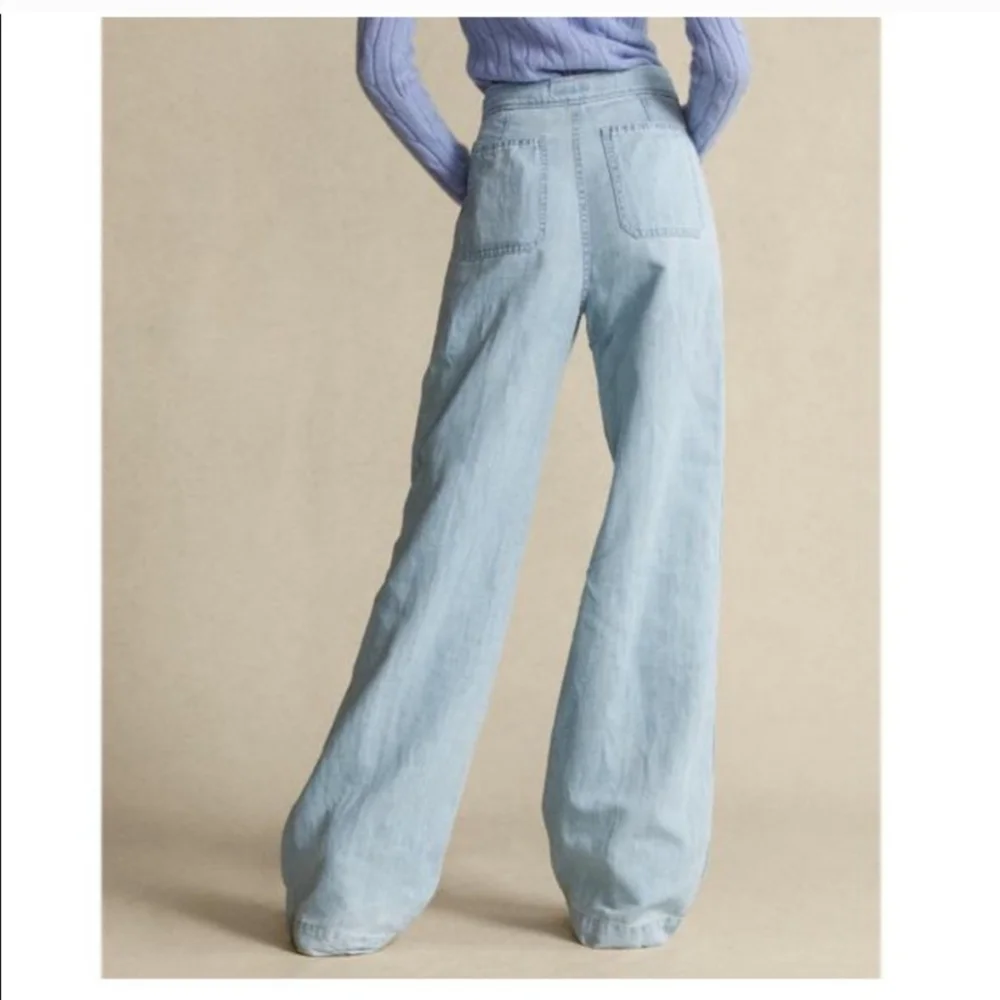 Polo by Ralph Lauren Margery High Rise Wide Leg Light Wash Jeans - 29R - Picture 4 of 13